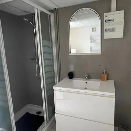 Appartement Avec Petit Jardin Bagneres-de-Bigorre Exterior photo