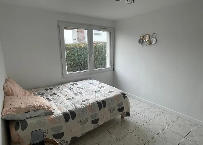 Appartement Avec Petit Jardin