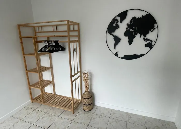 Appartement Avec Petit Jardin